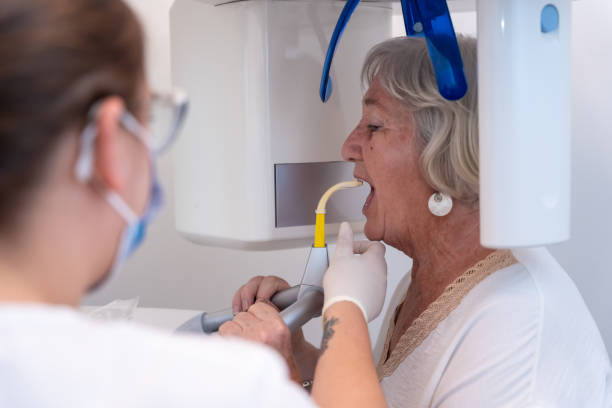 Best Broken or Cracked Tooth Emergency Dentist in Roosevelt Park, MI